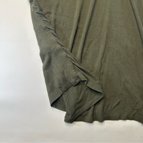 Ingrid and Isabel Maternity Button Shirt Womens Top XXL Olive Ribbed Stretch - Picture 9 of 12